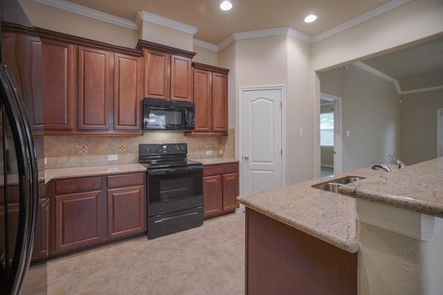 34 Tidwillow Place, The Woodlands, TX 77375