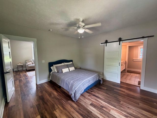 220 S Walnut Street, Ellettsville, IN 47429