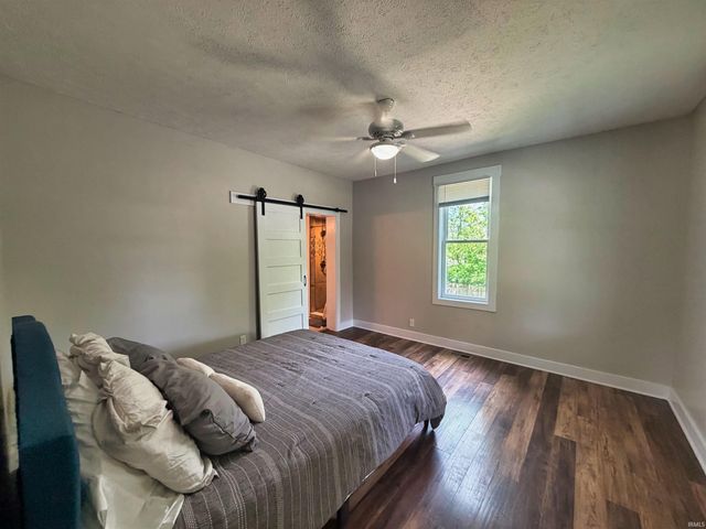 220 S Walnut Street, Ellettsville, IN 47429