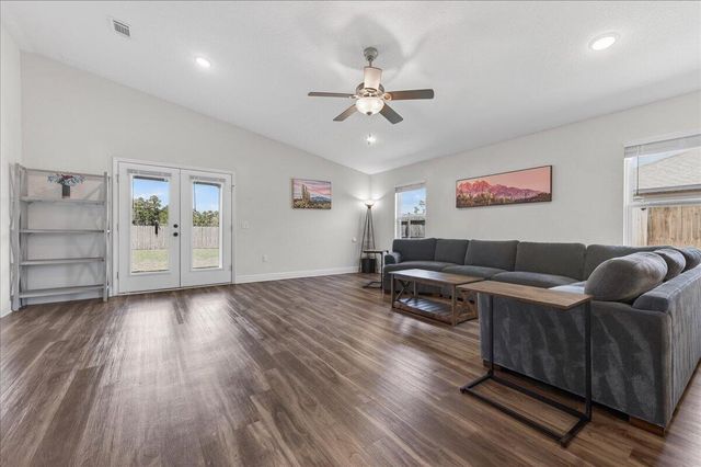 6130 Redberry Drive, Gulf Breeze, FL 32563