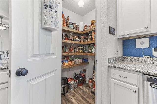 6130 Redberry Drive, Gulf Breeze, FL 32563