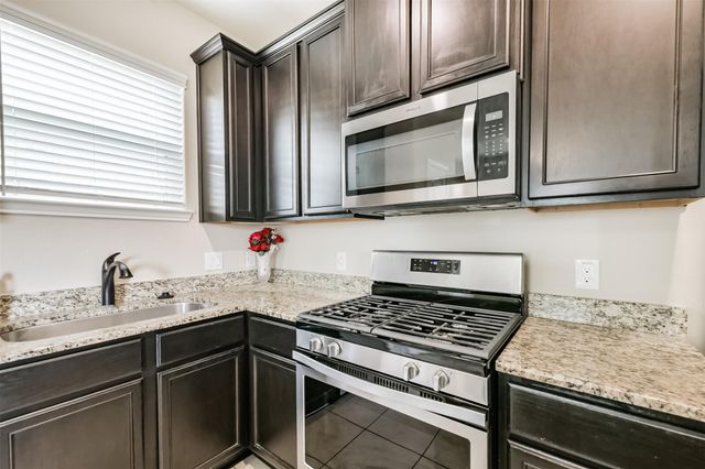 7642 Dusty Melody Lane, Conroe, TX 77304