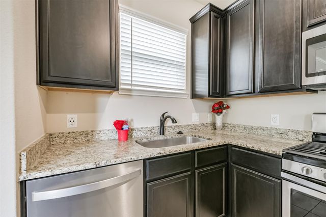 7642 Dusty Melody Lane, Conroe, TX 77304