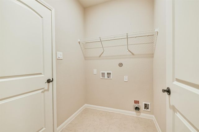 7642 Dusty Melody Lane, Conroe, TX 77304