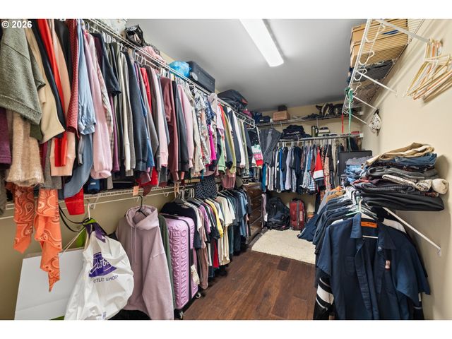 16443 Cattle Dr, Oregon City, OR 97045