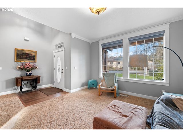 16443 Cattle Dr, Oregon City, OR 97045