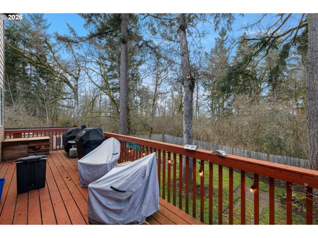 16443 Cattle Dr, Oregon City, OR 97045