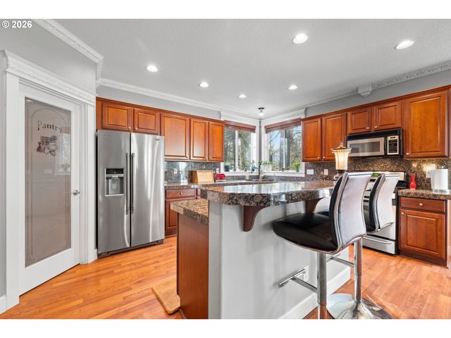 16443 Cattle Dr, Oregon City, OR 97045