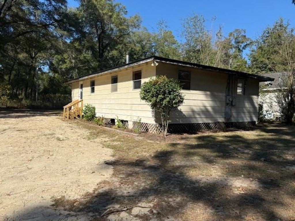 5282 McNeill Boulevard, Tallahassee, FL 32305