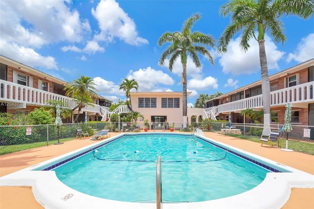 160 NE 8th Ave 27A, Hallandale Beach, FL 33009