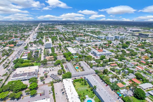 160 NE 8th Ave 27A, Hallandale Beach, FL 33009