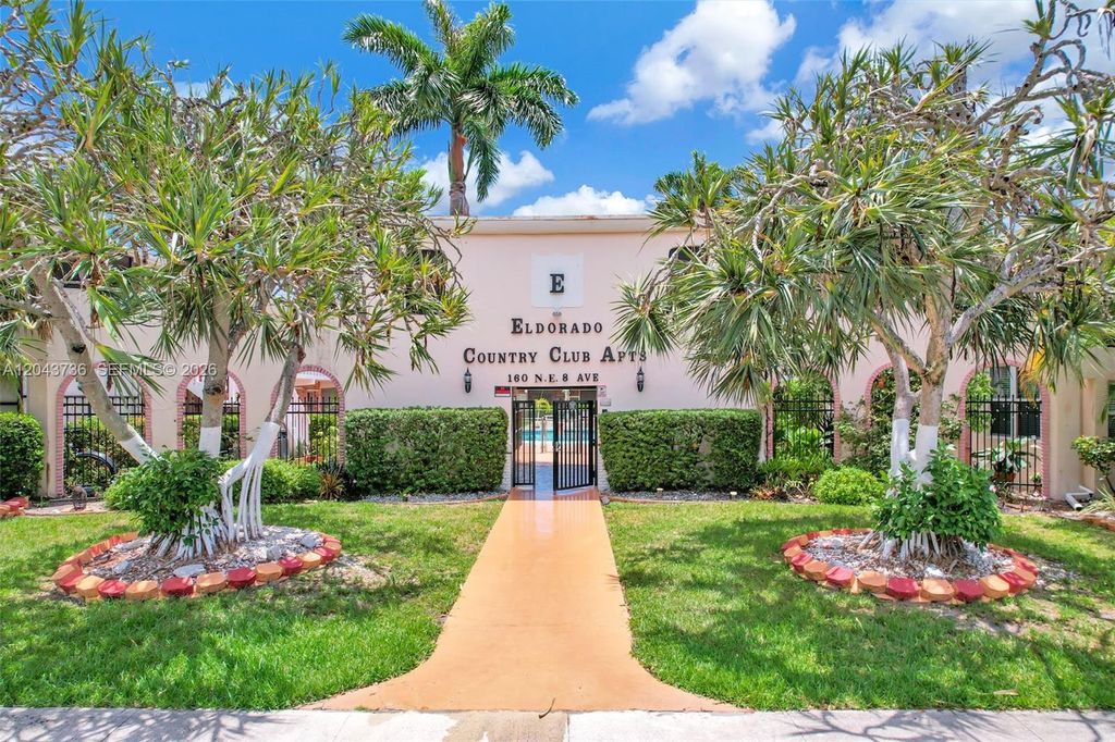 160 NE 8th Ave 27A, Hallandale Beach, FL 33009
