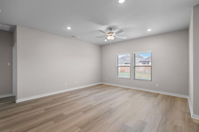 2510 N Heritage Drive, Dayton, TX 77535