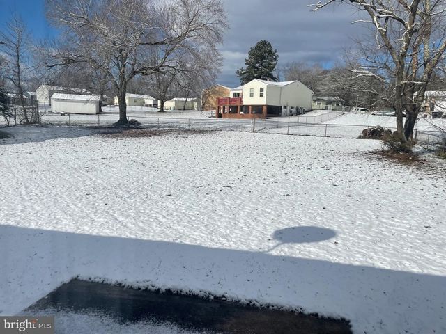 3708 BLACKWATER RD, Clinton, MD 20735