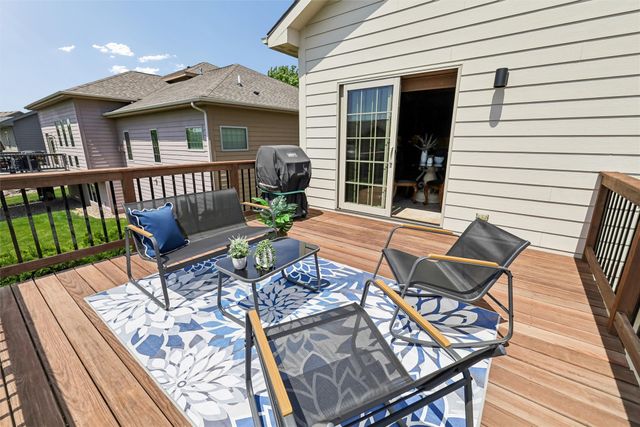 7140 Reed Lane, West Des Moines, IA 50266