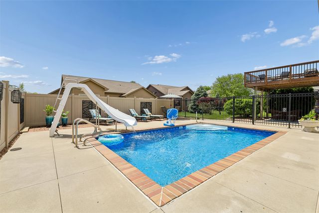 7140 Reed Lane, West Des Moines, IA 50266