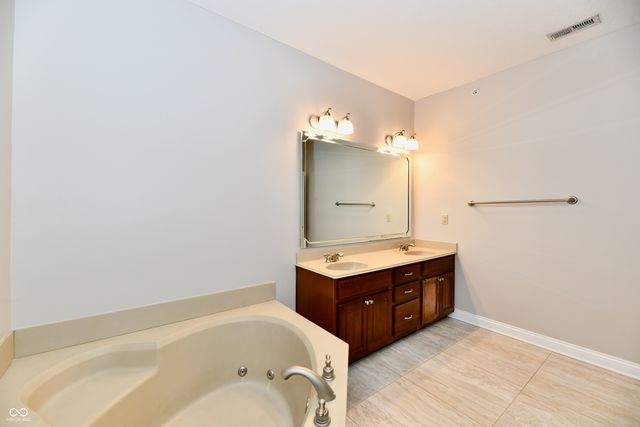 8555 One West Drive 301, Indianapolis, IN 46260