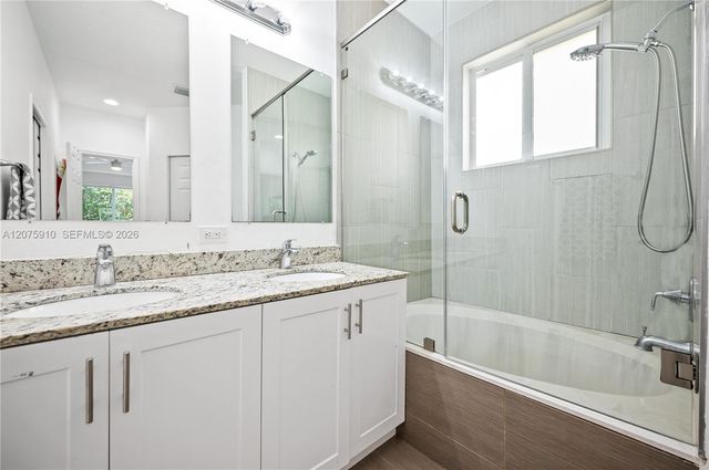 445 Conservation Drive, Weston, FL 33327