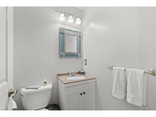 6408 S Glencoe Ct, Littleton, CO 80121