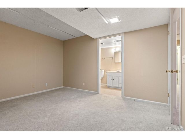 6408 S Glencoe Ct, Littleton, CO 80121