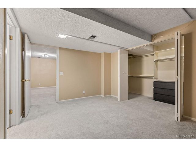 6408 S Glencoe Ct, Littleton, CO 80121