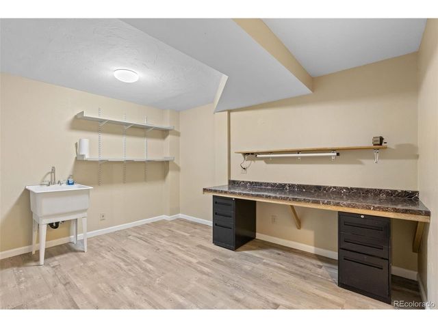 6408 S Glencoe Ct, Littleton, CO 80121