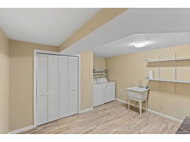 6408 S Glencoe Ct, Littleton, CO 80121