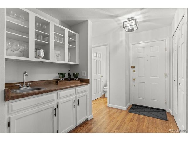 6408 S Glencoe Ct, Littleton, CO 80121
