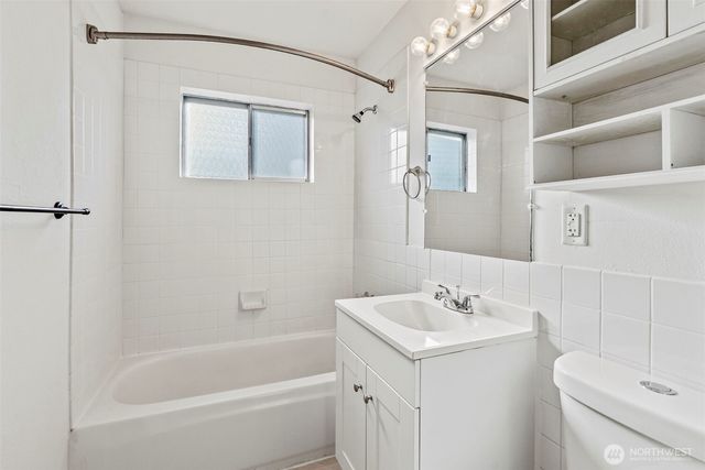 2949 Dover Street, Longview, WA 98632