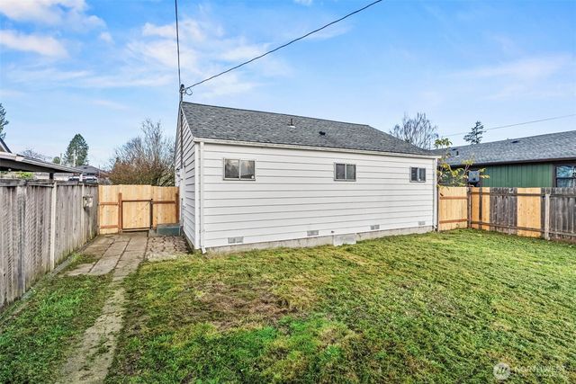 2949 Dover Street, Longview, WA 98632