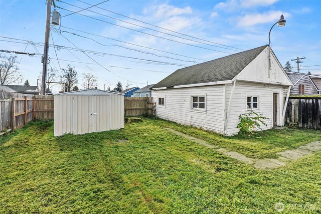 2949 Dover Street, Longview, WA 98632