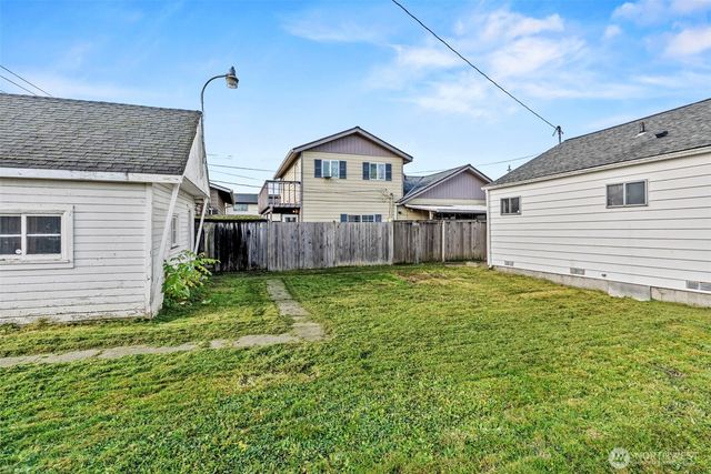 2949 Dover Street, Longview, WA 98632