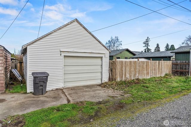 2949 Dover Street, Longview, WA 98632