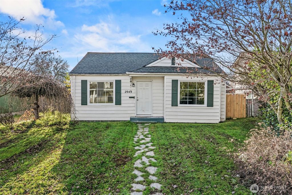 2949 Dover Street, Longview, WA 98632