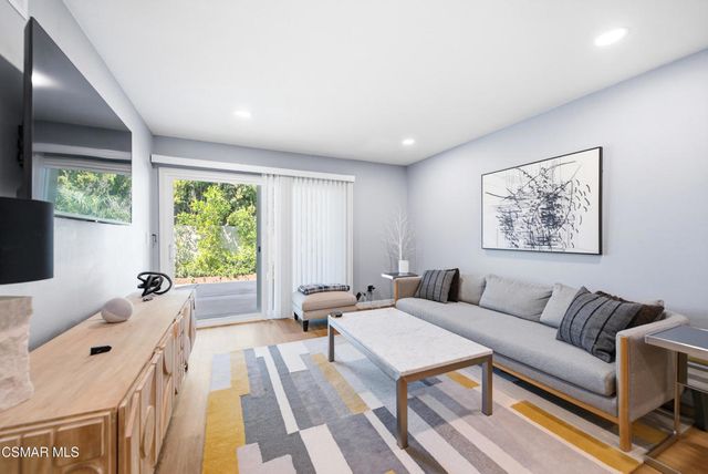 2005 Shoemaker Lane, Newbury Park, CA 91320