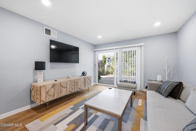 2005 Shoemaker Lane, Newbury Park, CA 91320