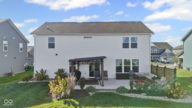 2433 S Copperstone Drive, New Palestine, IN 46163