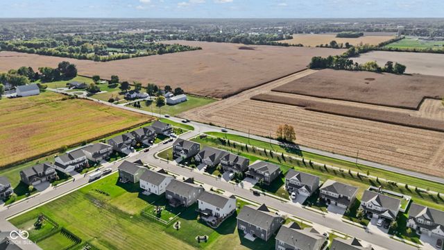 2433 S Copperstone Drive, New Palestine, IN 46163