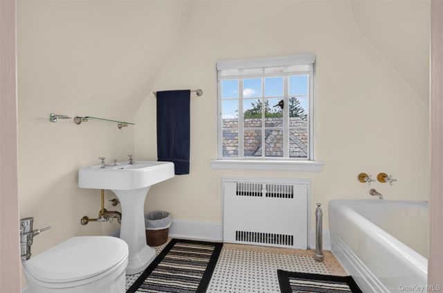 168-09 29th Avenue, Flushing, NY 11358