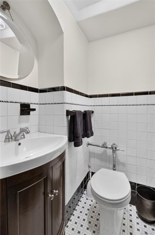 168-09 29th Avenue, Flushing, NY 11358
