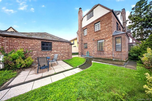 168-09 29th Avenue, Flushing, NY 11358
