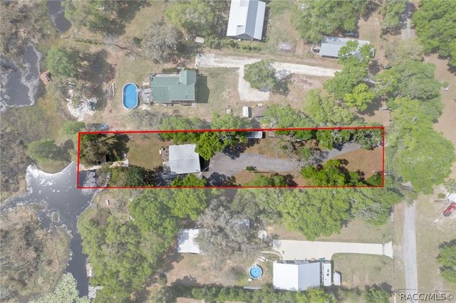 8911 S Lakeshore Drive, Floral City, FL 34436