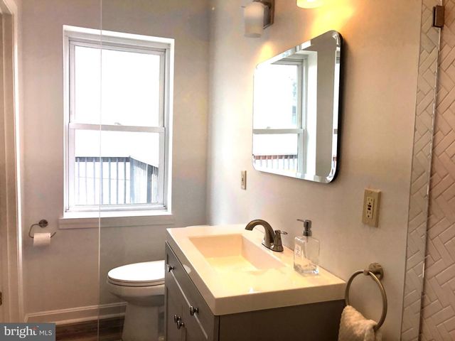 2213 BOYER ST, Baltimore, MD 21231