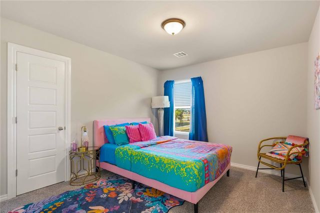 4421 Palmetto Bluff Drive, Mustang, OK 73064