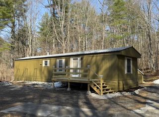 2314 East Street, Clarendon, VT 05759