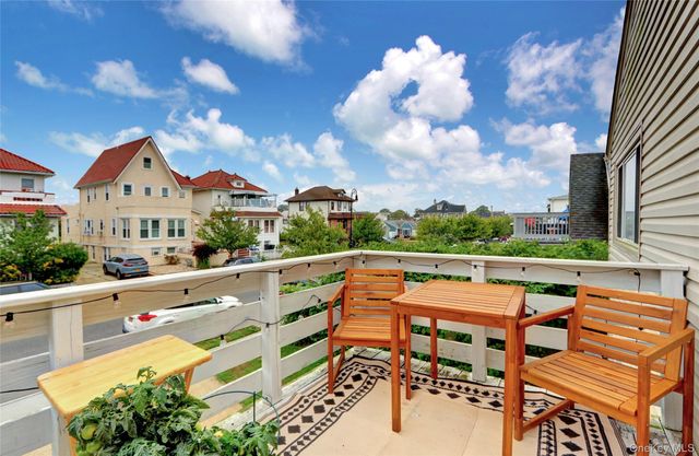 220 E Chester Street, Long Beach, NY 11561