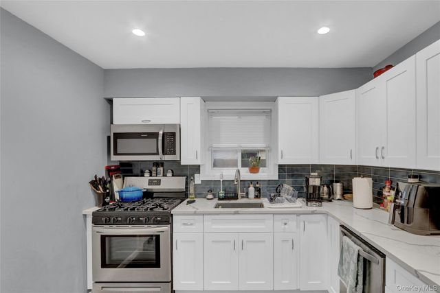 220 E Chester Street, Long Beach, NY 11561