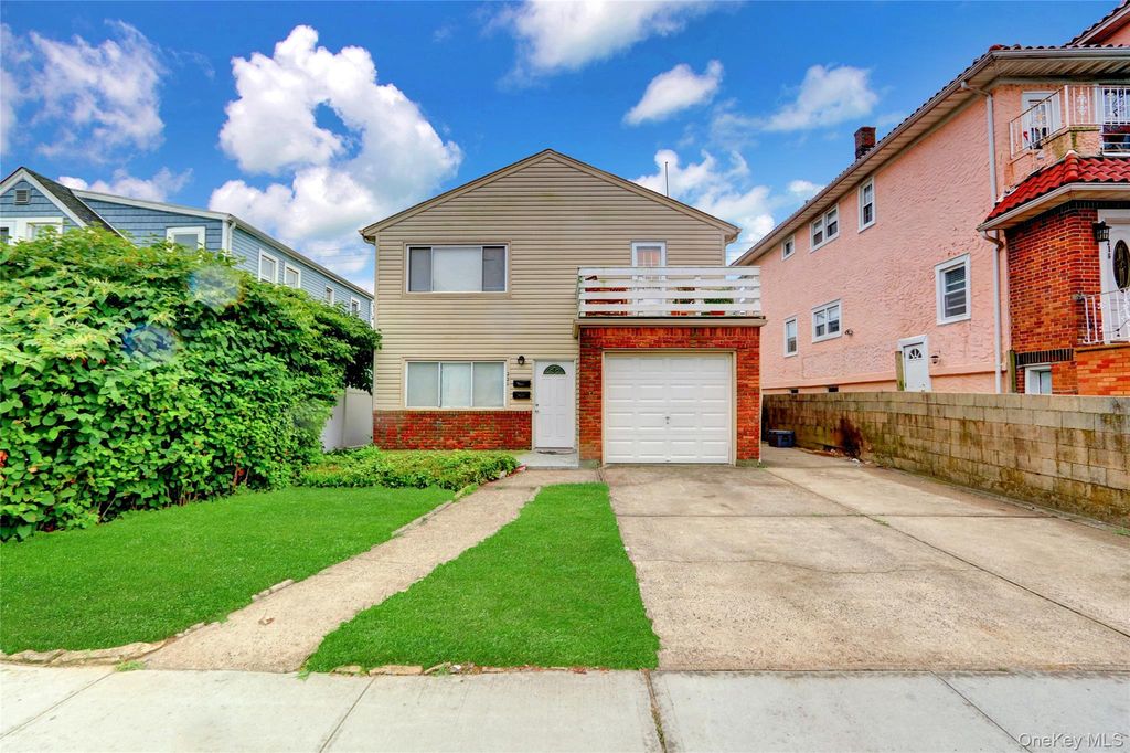 220 E Chester Street, Long Beach, NY 11561