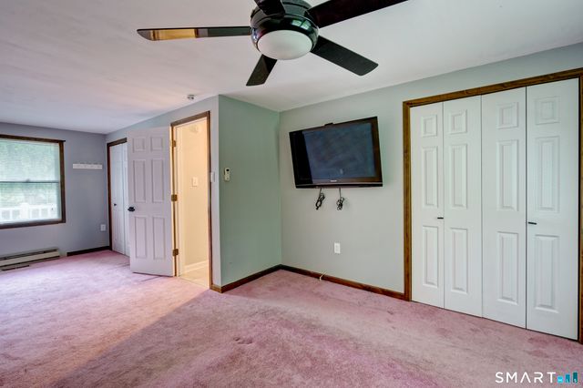 17 Blaine Avenue, Clinton, CT 06413