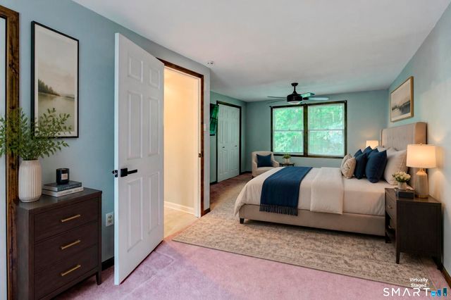 17 Blaine Avenue, Clinton, CT 06413